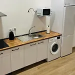 Living Station 7